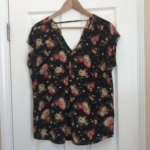 Floral top